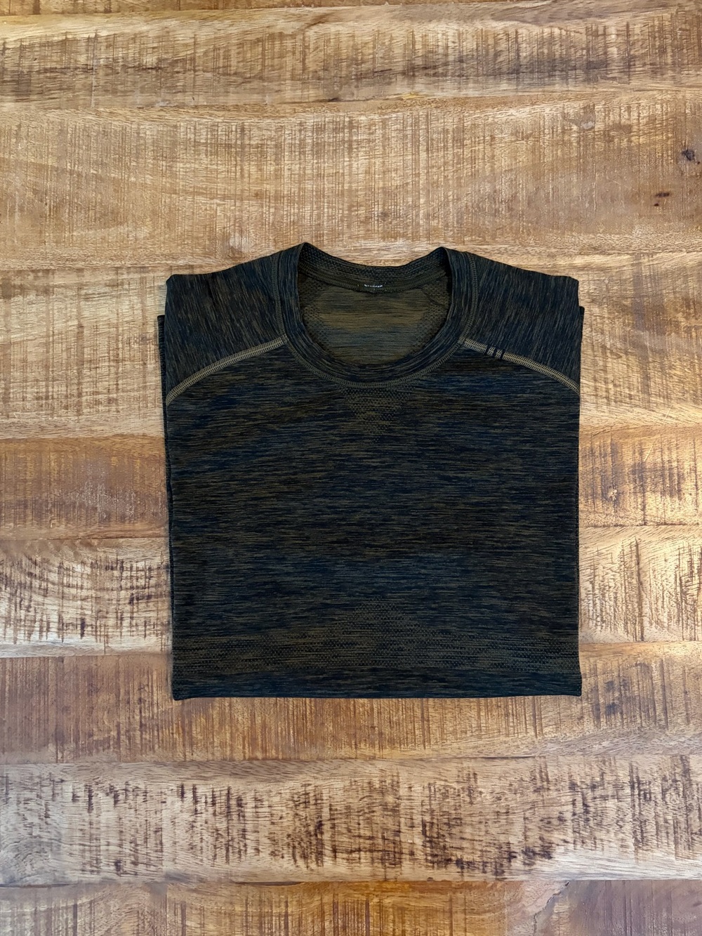 Lululemon Metal Vent Tech Short Sleeve Shirt
